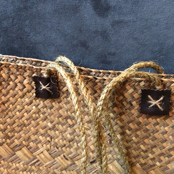 Oversized straw basket bag - Picture 3 of 6